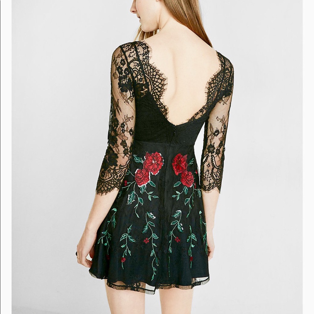 NEW Express Lace Sequin Roses Dress Small